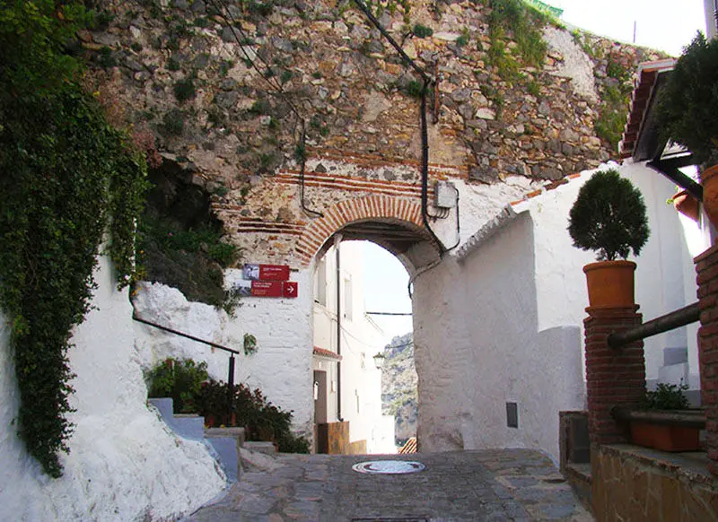 Arco medieval calle Arrabal 