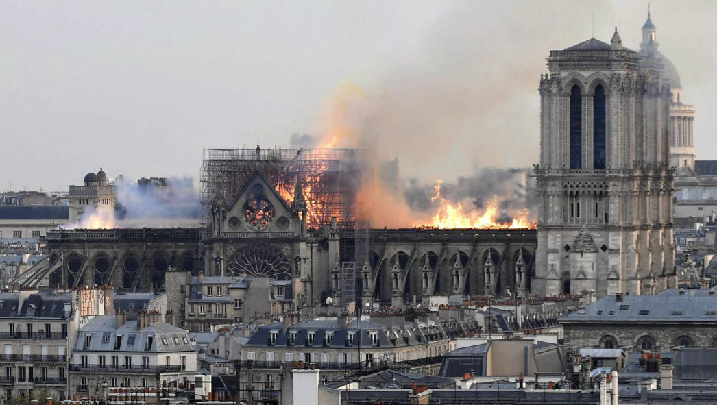 Incendio de Notre Dame de Paris, abril 2019